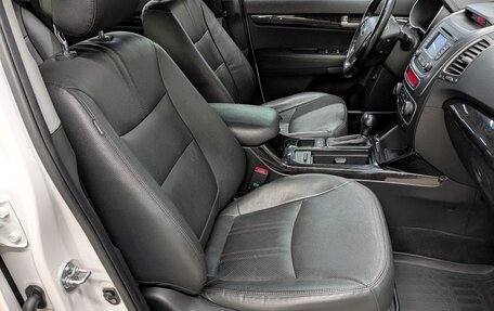 KIA Sorento II рестайлинг, 2014 год, 1 540 000 рублей, 19 фотография