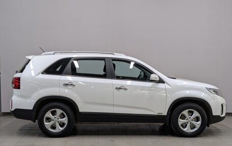 KIA Sorento II рестайлинг, 2014 год, 1 540 000 рублей, 28 фотография