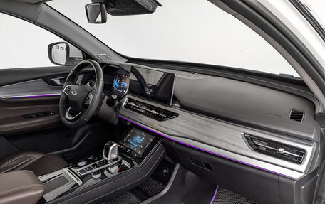 Chery Tiggo 8 Pro, 2022 год, 1 850 000 рублей, 13 фотография