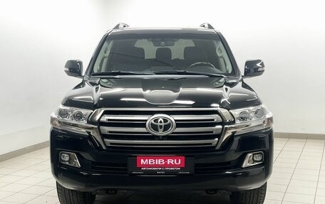 Toyota Land Cruiser 200, 2018 год, 6 149 000 рублей, 2 фотография