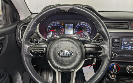 KIA Rio IV, 2021 год, 1 000 000 рублей, 22 фотография