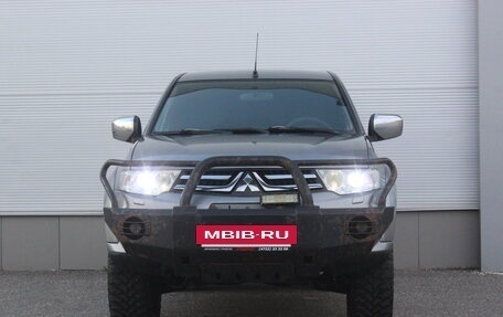 Mitsubishi L200 IV рестайлинг, 2014 год, 1 337 000 рублей, 3 фотография