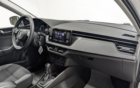 Skoda Rapid II, 2021 год, 1 270 000 рублей, 13 фотография