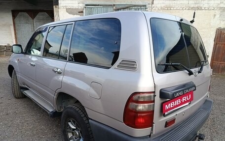 Toyota Land Cruiser 100 рестайлинг 2, 2005 год, 2 500 000 рублей, 7 фотография