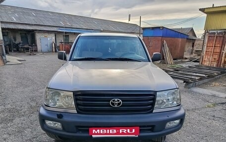 Toyota Land Cruiser 100 рестайлинг 2, 2005 год, 2 500 000 рублей, 8 фотография