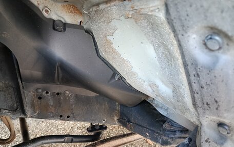 Toyota Land Cruiser 100 рестайлинг 2, 2005 год, 2 500 000 рублей, 10 фотография