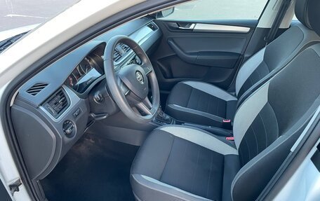 Skoda Rapid I, 2018 год, 1 199 000 рублей, 20 фотография