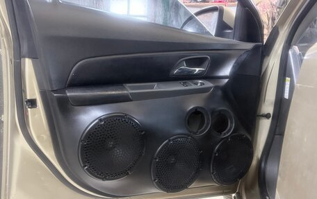 Chevrolet Cruze II, 2009 год, 500 000 рублей, 8 фотография