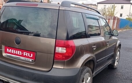 Skoda Yeti I рестайлинг, 2012 год, 650 000 рублей, 2 фотография