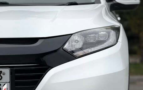 Honda Vezel, 2016 год, 1 450 000 рублей, 4 фотография