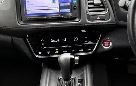 Honda Vezel, 2016 год, 1 450 000 рублей, 21 фотография