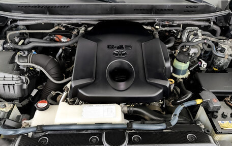 Toyota Land Cruiser Prado 150 рестайлинг 2, 2015 год, 3 850 000 рублей, 9 фотография