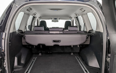 Toyota Land Cruiser Prado 150 рестайлинг 2, 2015 год, 3 850 000 рублей, 10 фотография