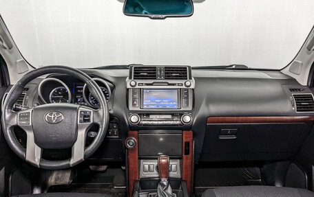 Toyota Land Cruiser Prado 150 рестайлинг 2, 2015 год, 3 850 000 рублей, 14 фотография