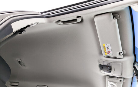 Toyota Land Cruiser Prado 150 рестайлинг 2, 2015 год, 3 850 000 рублей, 23 фотография