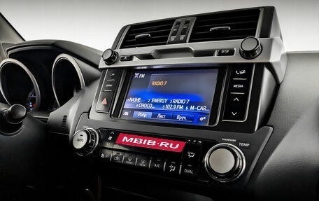 Toyota Land Cruiser Prado 150 рестайлинг 2, 2015 год, 3 850 000 рублей, 29 фотография