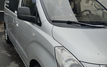 Hyundai Grand Starex Grand Starex I рестайлинг 2, 2010 год, 1 500 000 рублей, 1 фотография