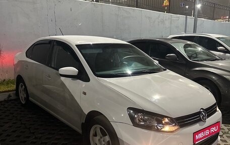 Volkswagen Polo VI (EU Market), 2013 год, 649 000 рублей, 1 фотография