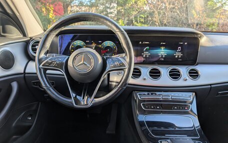 Mercedes-Benz E-Класс, 2021 год, 2 950 000 рублей, 11 фотография