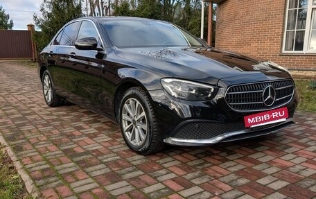Mercedes-Benz E-Класс, 2021 год, 2 950 000 рублей, 6 фотография