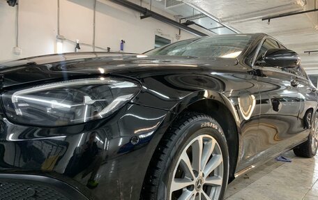 Mercedes-Benz E-Класс, 2021 год, 2 950 000 рублей, 17 фотография