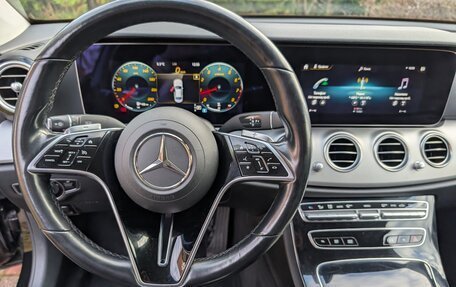 Mercedes-Benz E-Класс, 2021 год, 2 950 000 рублей, 21 фотография