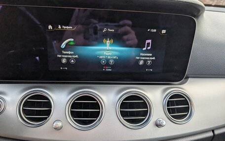 Mercedes-Benz E-Класс, 2021 год, 2 950 000 рублей, 29 фотография