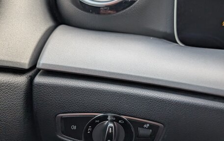 Mercedes-Benz E-Класс, 2021 год, 2 950 000 рублей, 28 фотография