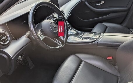 Mercedes-Benz E-Класс, 2021 год, 2 950 000 рублей, 25 фотография