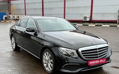 Mercedes-Benz E-Класс, 2018 год, 3 450 000 рублей, 2 фотография