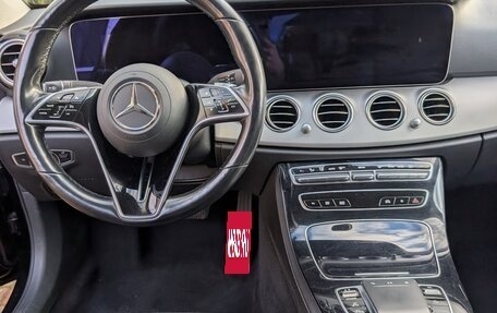 Mercedes-Benz E-Класс, 2021 год, 2 950 000 рублей, 26 фотография