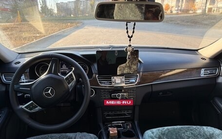 Mercedes-Benz E-Класс, 2013 год, 1 650 000 рублей, 5 фотография