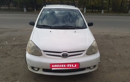 Toyota Echo, 2004 год, 190 000 рублей, 2 фотография