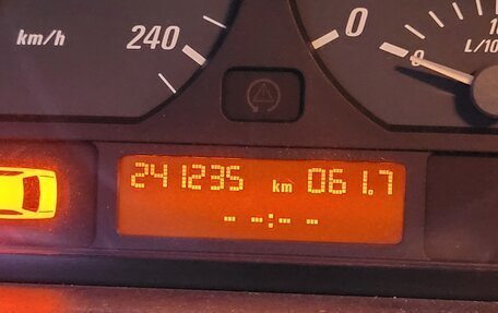 BMW 3 серия, 2001 год, 600 000 рублей, 13 фотография