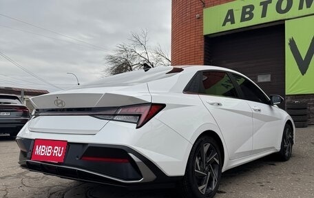 Hyundai Elantra, 2024 год, 2 370 000 рублей, 4 фотография