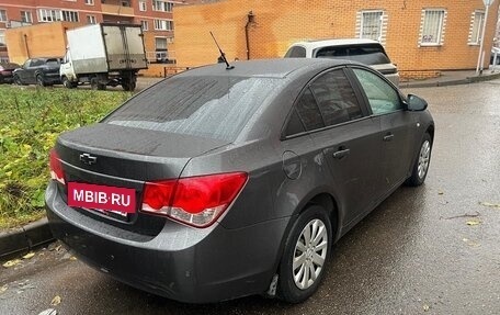 Chevrolet Cruze II, 2010 год, 465 000 рублей, 8 фотография