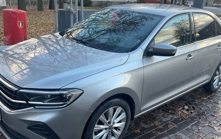 Volkswagen Polo VI (EU Market), 2022 год, 1 950 000 рублей, 1 фотография