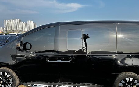 Hyundai Staria, 2024 год, 3 200 000 рублей, 9 фотография