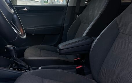 Volkswagen Polo VI (EU Market), 2022 год, 1 950 000 рублей, 12 фотография