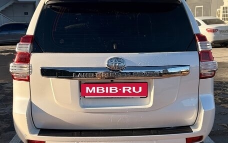 Toyota Land Cruiser Prado 150 рестайлинг 2, 2014 год, 4 300 000 рублей, 10 фотография