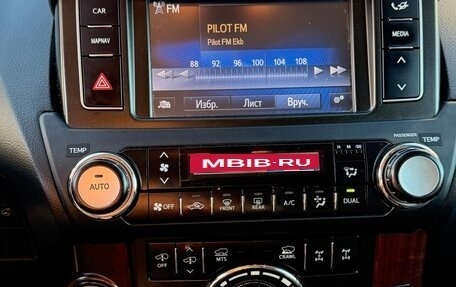 Toyota Land Cruiser Prado 150 рестайлинг 2, 2014 год, 4 300 000 рублей, 22 фотография