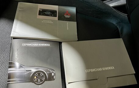 Mitsubishi Outlander III рестайлинг 3, 2013 год, 1 350 000 рублей, 39 фотография