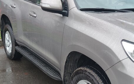 Toyota Land Cruiser Prado 150 рестайлинг 2, 2020 год, 6 500 000 рублей, 4 фотография