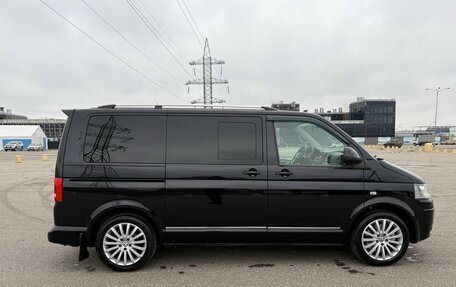 Volkswagen Multivan T5, 2014 год, 2 390 000 рублей, 4 фотография