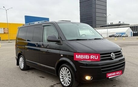 Volkswagen Multivan T5, 2014 год, 2 390 000 рублей, 3 фотография