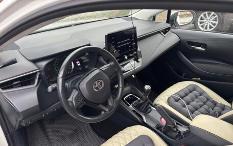 Toyota Corolla, 2020 год, 2 130 000 рублей, 10 фотография