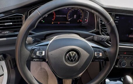 Volkswagen T-Roc I, 2022 год, 1 570 000 рублей, 4 фотография