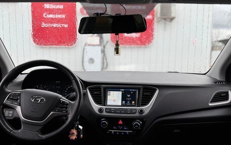 Hyundai Solaris II рестайлинг, 2017 год, 1 250 000 рублей, 10 фотография