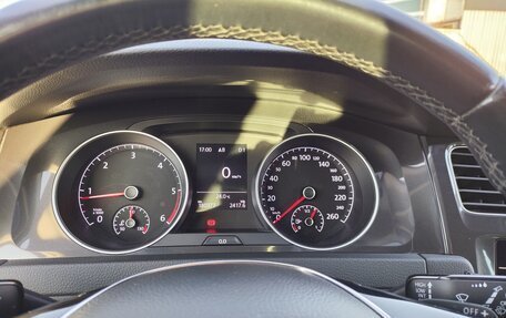 Volkswagen Golf VII, 2017 год, 1 500 000 рублей, 10 фотография