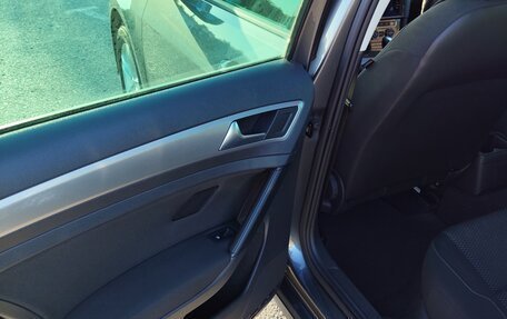 Volkswagen Golf VII, 2017 год, 1 500 000 рублей, 19 фотография